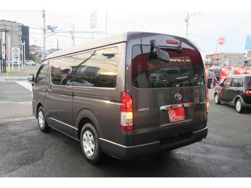 HIACE VAN