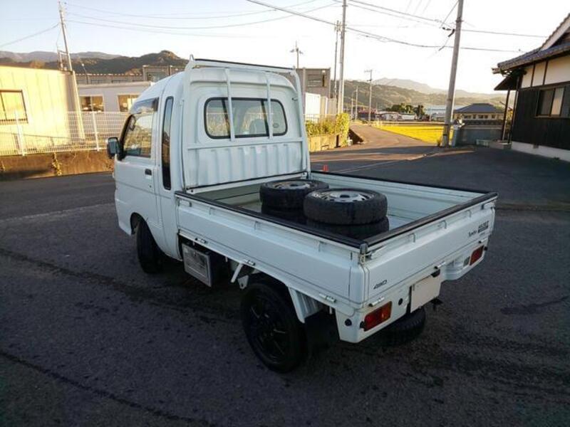HIJET TRUCK