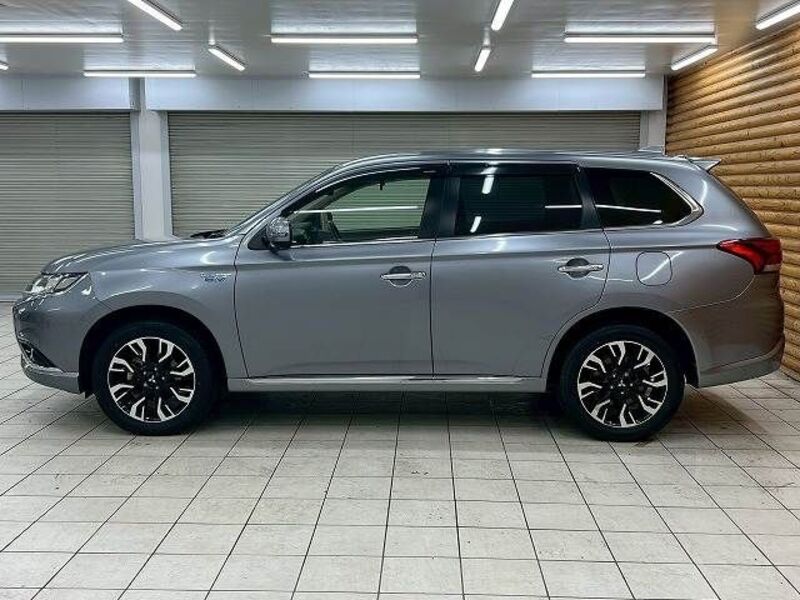 OUTLANDER PHEV