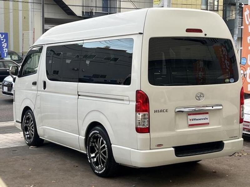 HIACE VAN