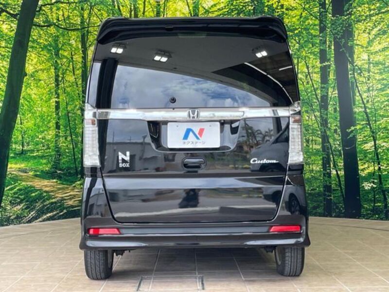 N BOX CUSTOM