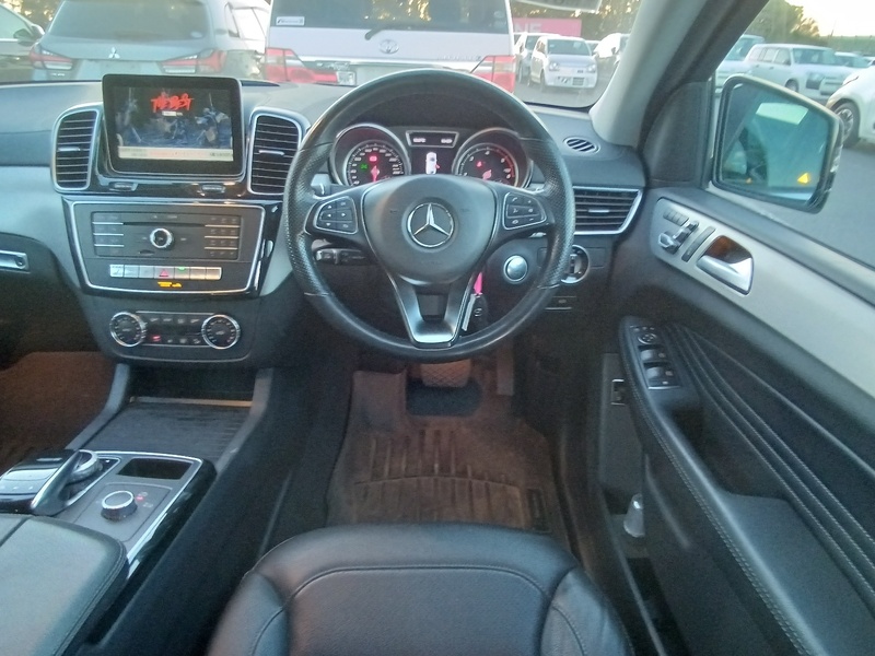 GLE CLASS