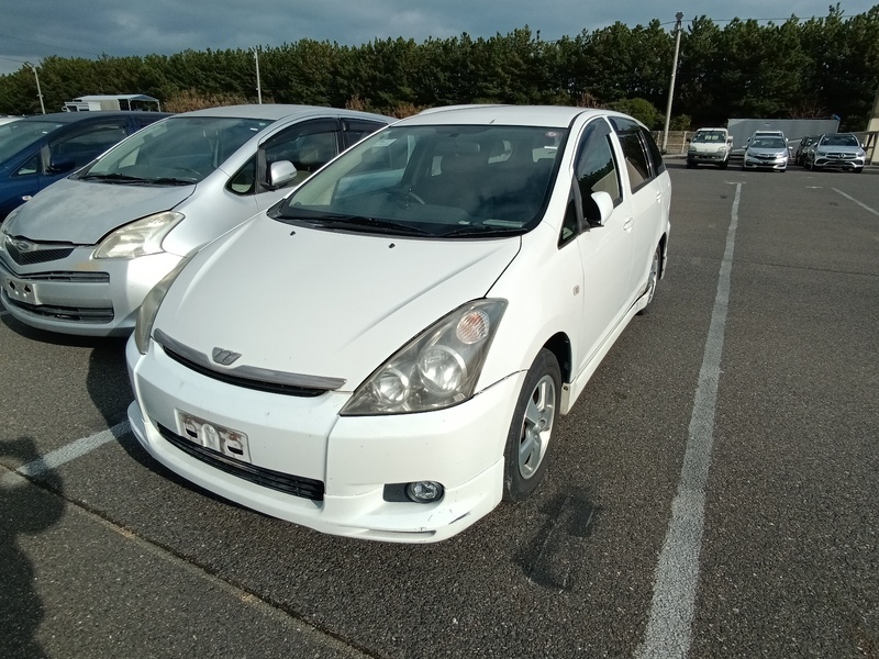 TOYOTA WISH