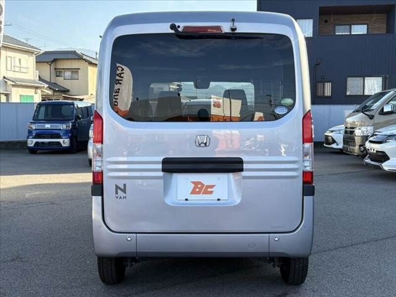 N-VAN