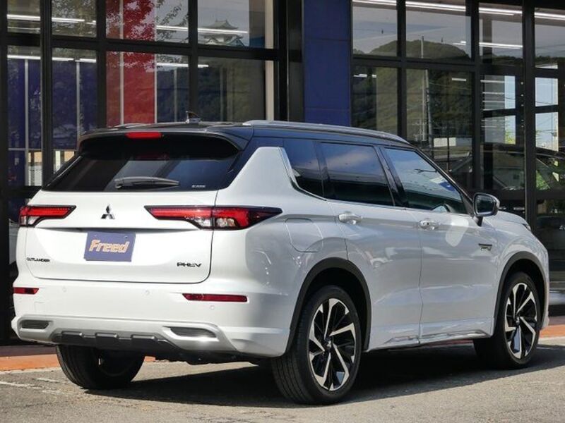 OUTLANDER PHEV