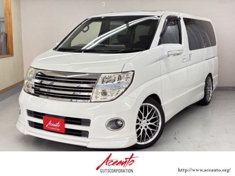 NISSAN ELGRAND