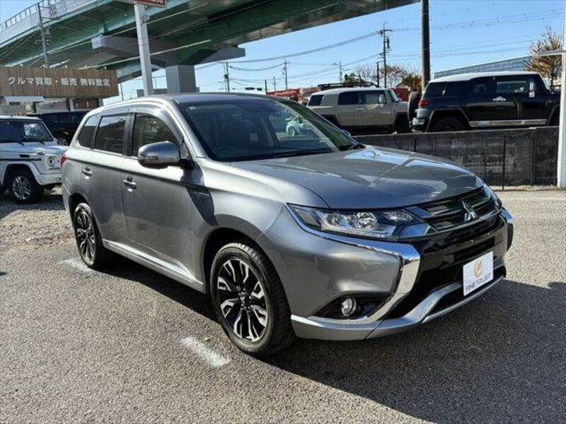 OUTLANDER PHEV