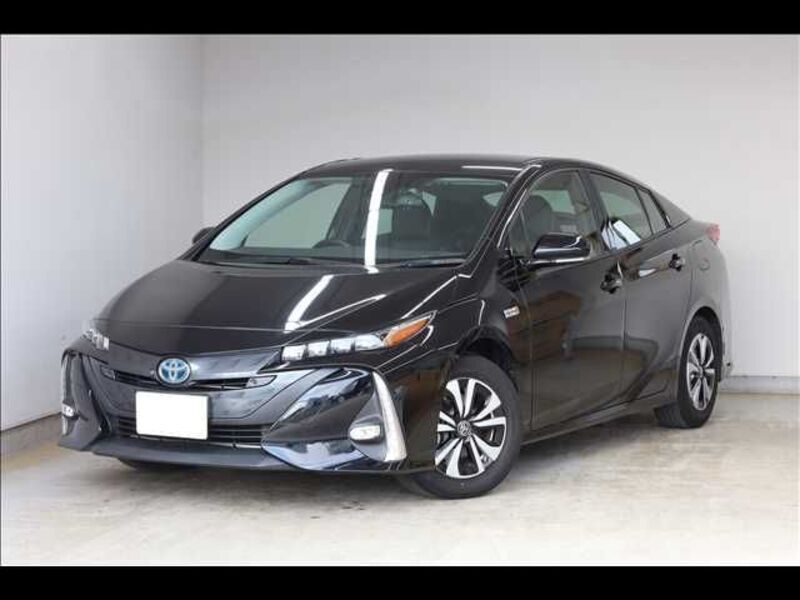 TOYOTA PRIUS PHV