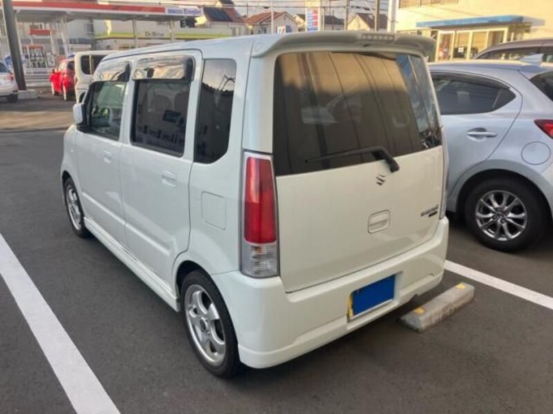 WAGON R