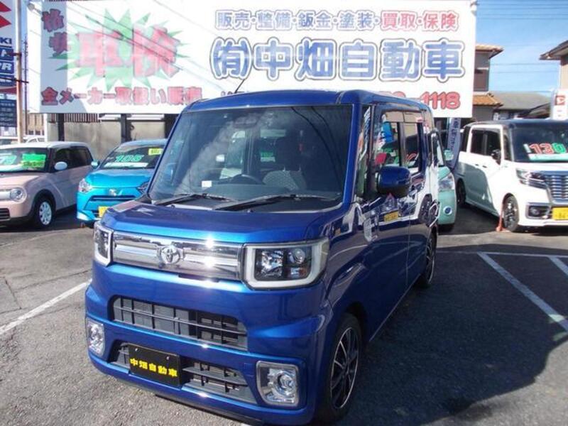 TOYOTA PIXIS MEGA