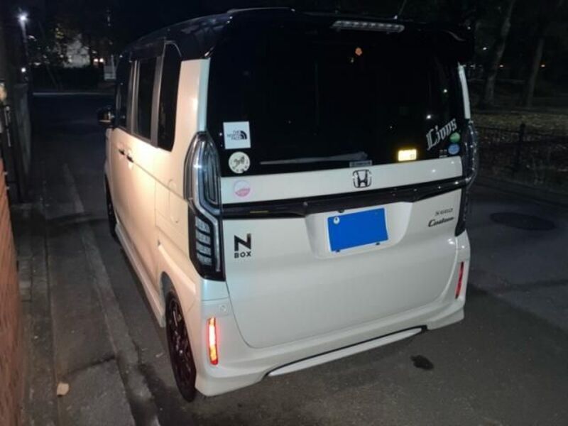 N BOX CUSTOM