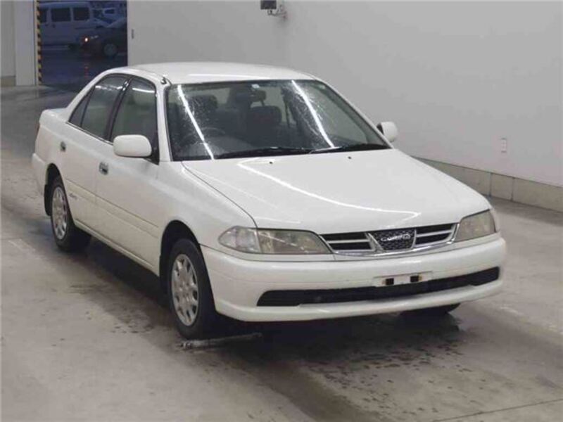 TOYOTA CARINA