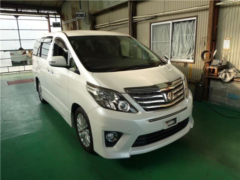 TOYOTA ALPHARD