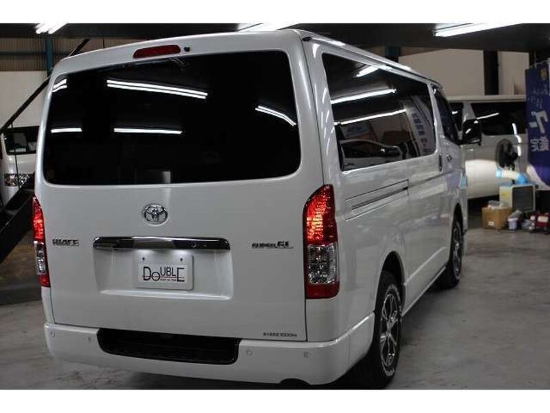 HIACE VAN