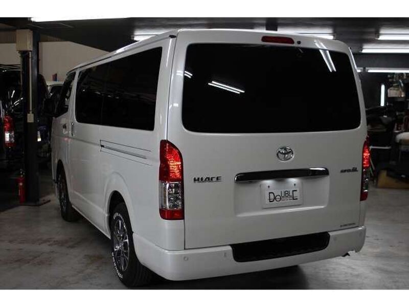 HIACE VAN
