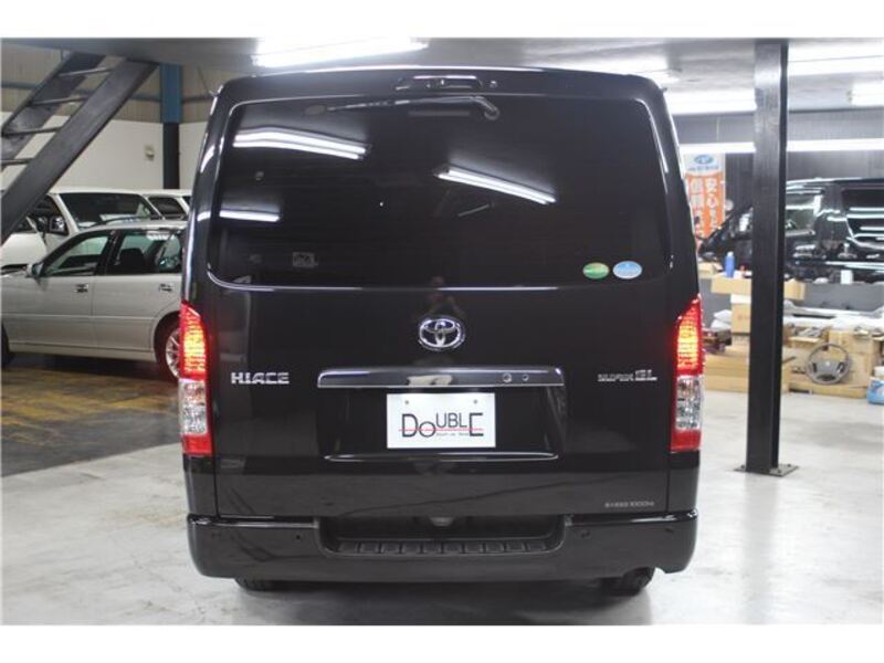 HIACE VAN