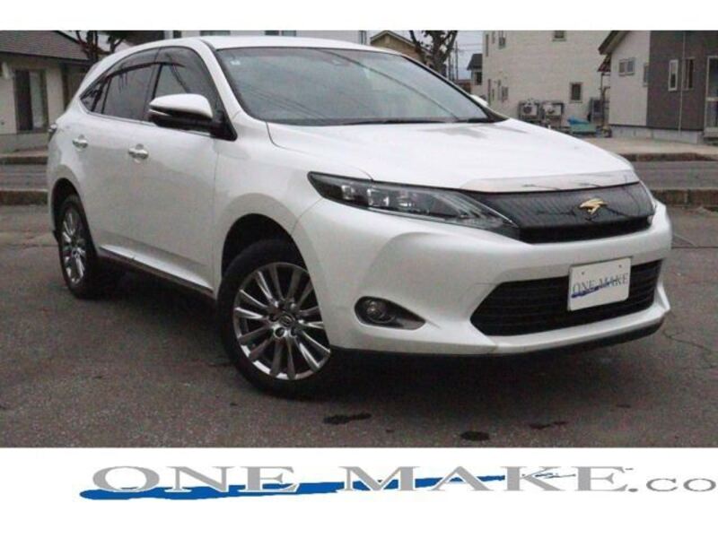 TOYOTA HARRIER