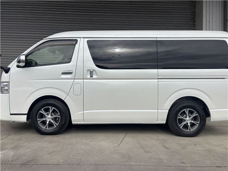 HIACE