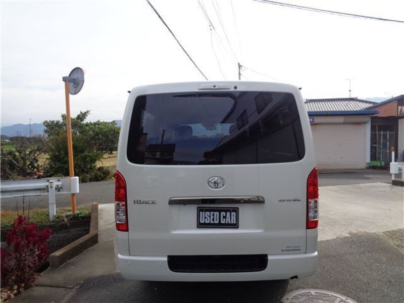 HIACE VAN