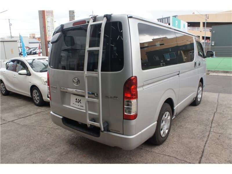 HIACE