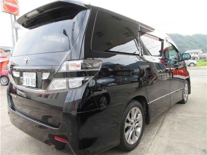 VELLFIRE