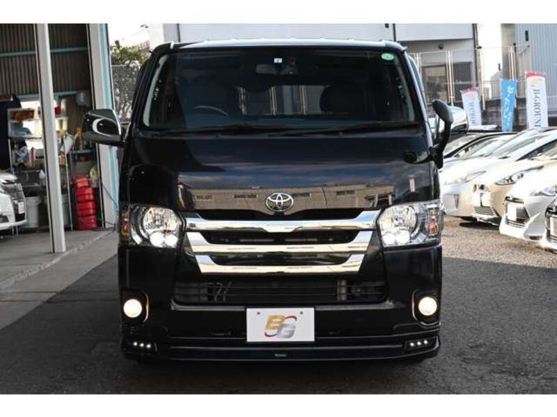 HIACE VAN