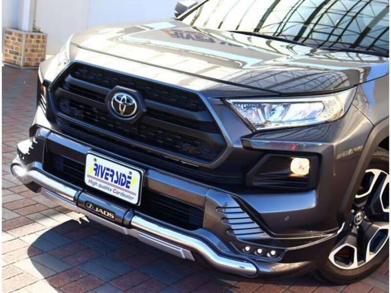 RAV4