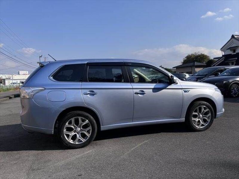 OUTLANDER PHEV