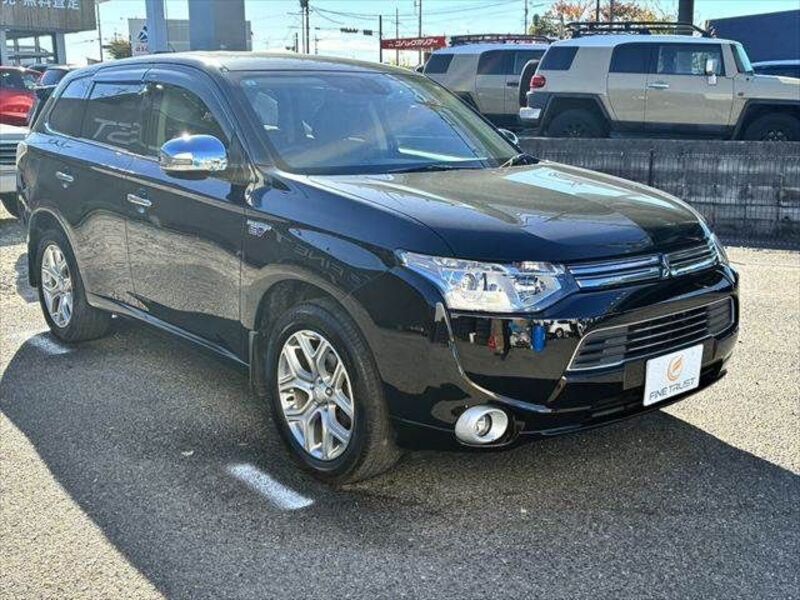 OUTLANDER PHEV
