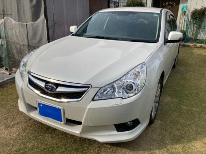 SUBARU LEGACY B4