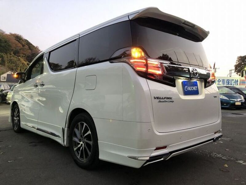 VELLFIRE