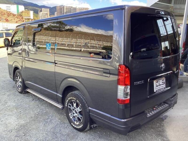 HIACE VAN