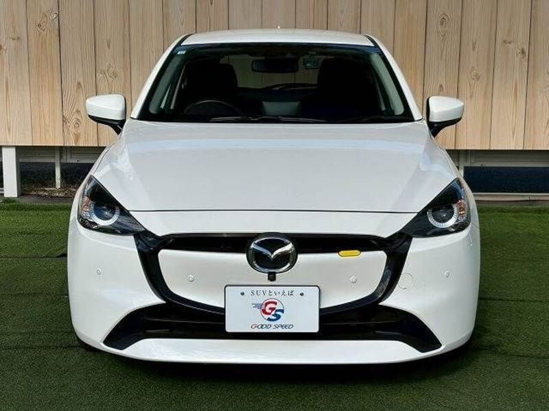 MAZDA2