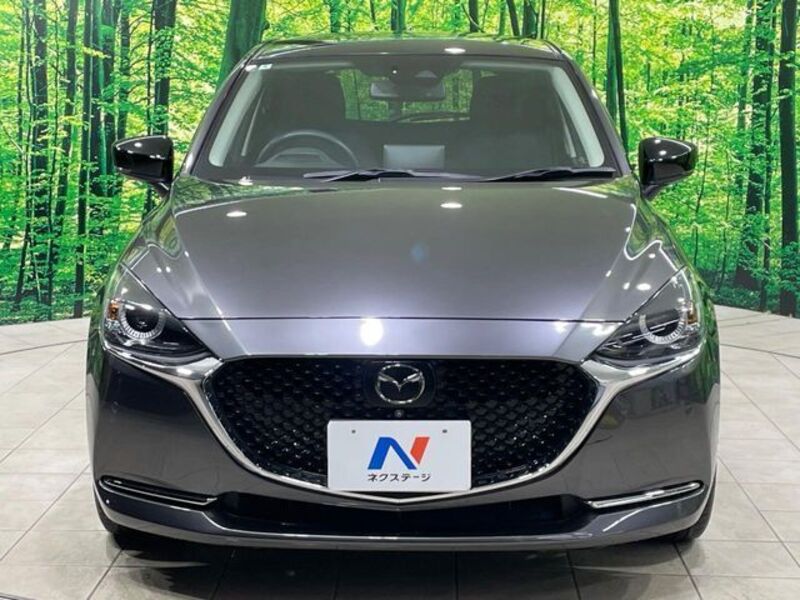 MAZDA2