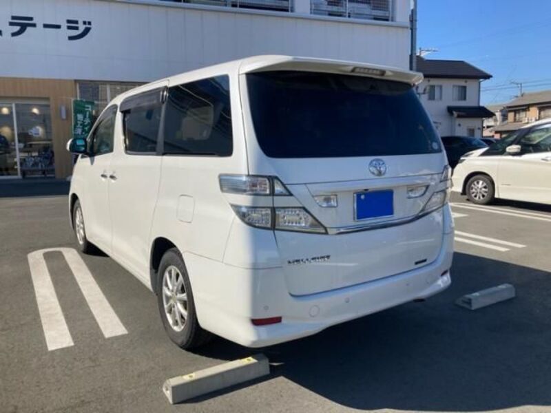 VELLFIRE