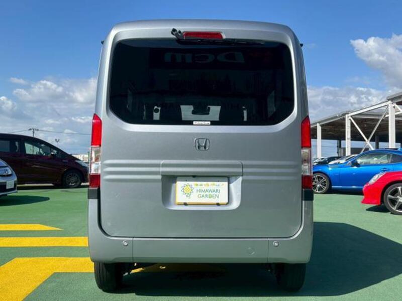 N-VAN