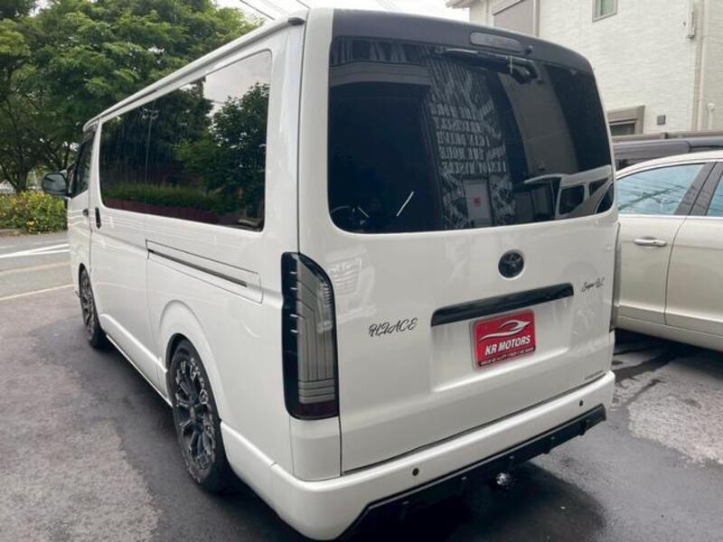 HIACE VAN