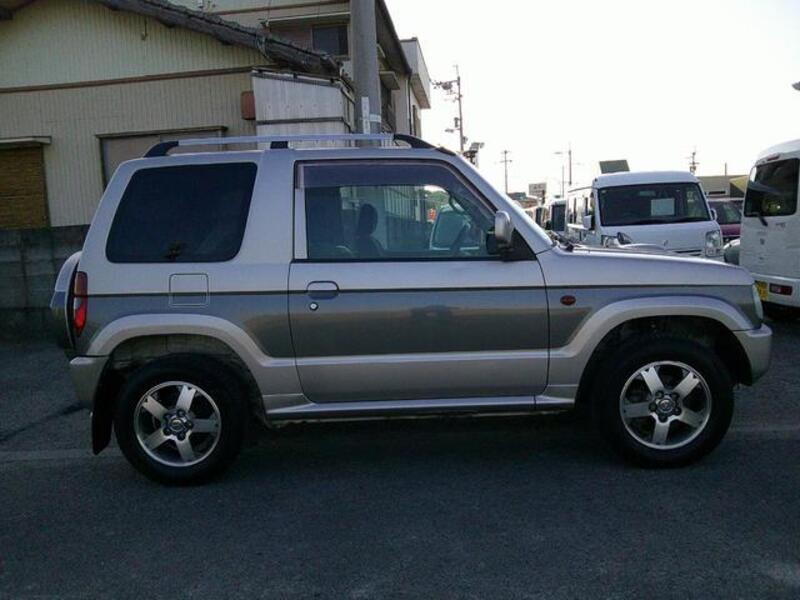 PAJERO MINI