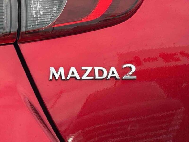 MAZDA2