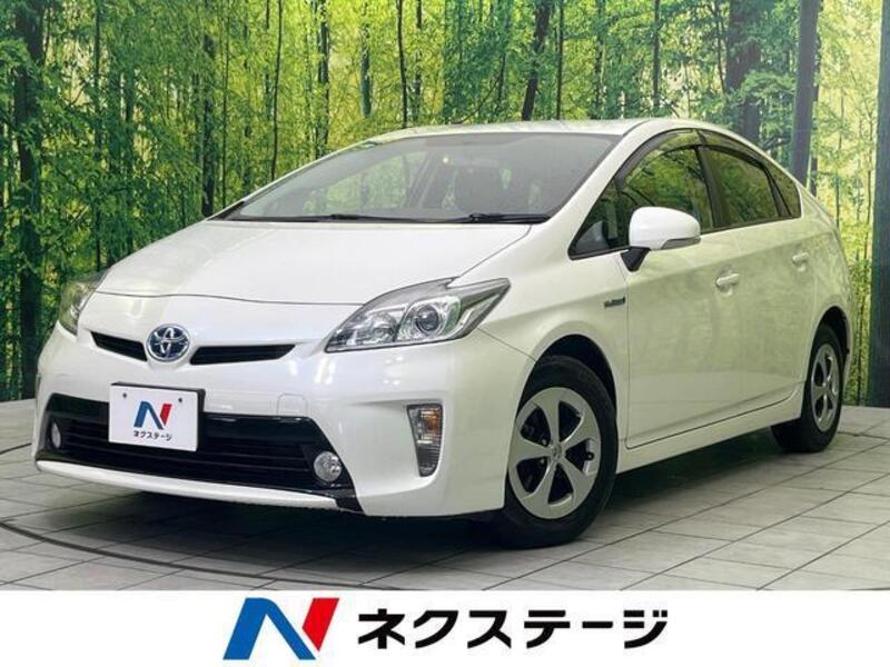 TOYOTA PRIUS