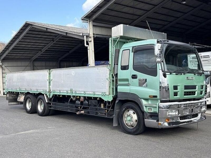ISUZU GIGA