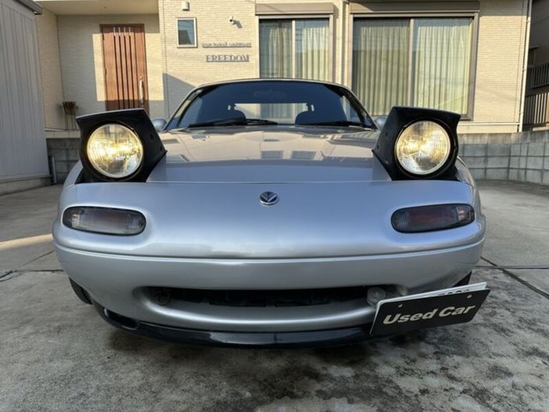 EUNOS ROADSTER