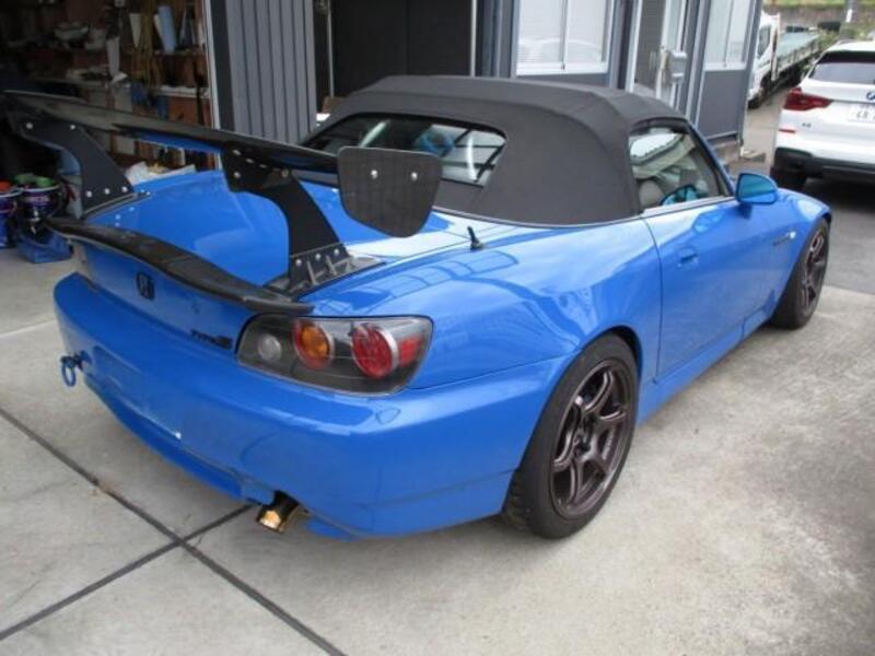 S2000