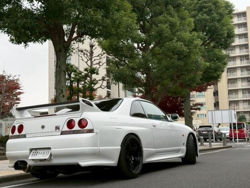 SKYLINE