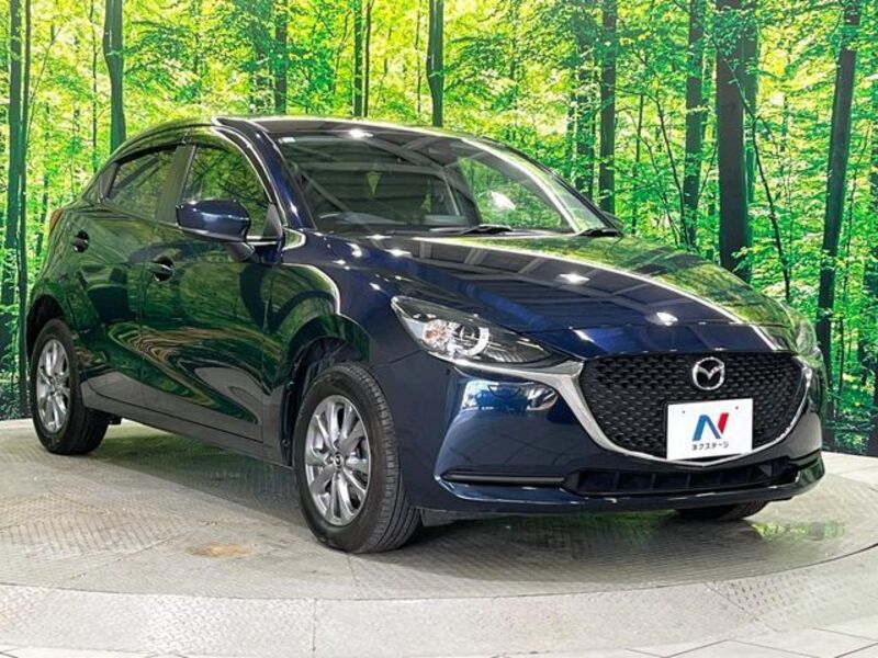 MAZDA2