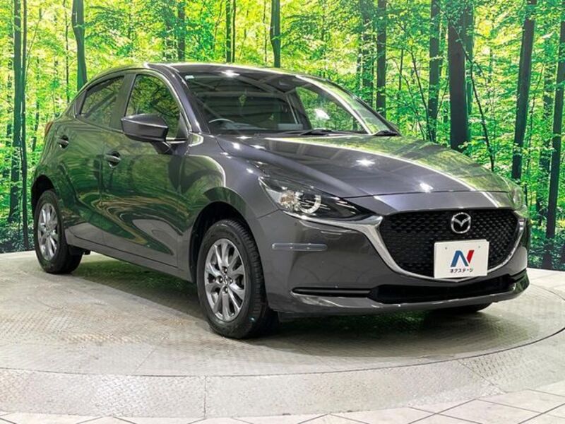 MAZDA2