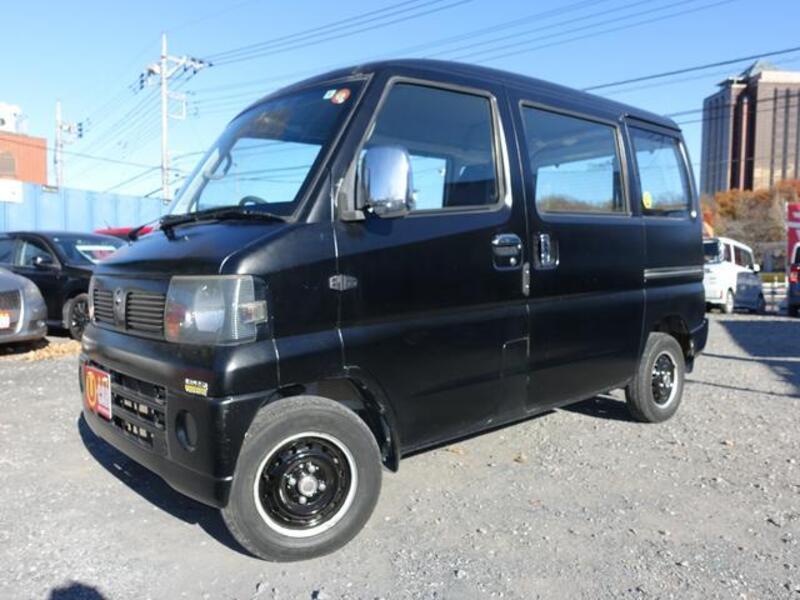 NISSAN CLIPPER VAN