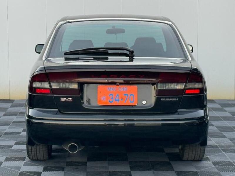LEGACY B4