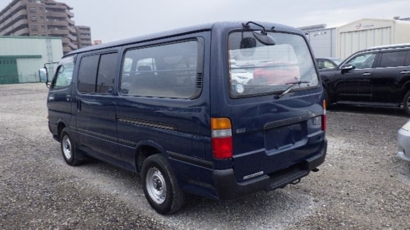 HIACE VAN