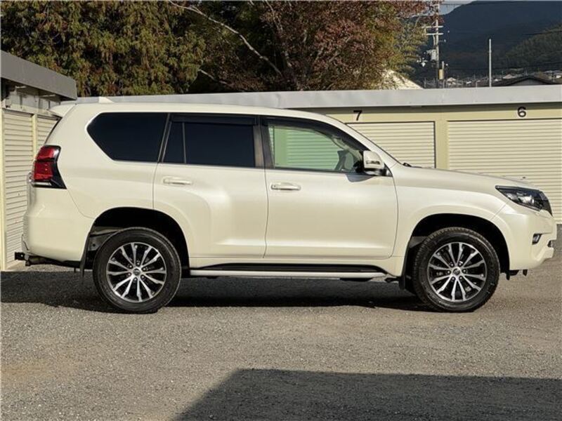 LAND CRUISER PRADO